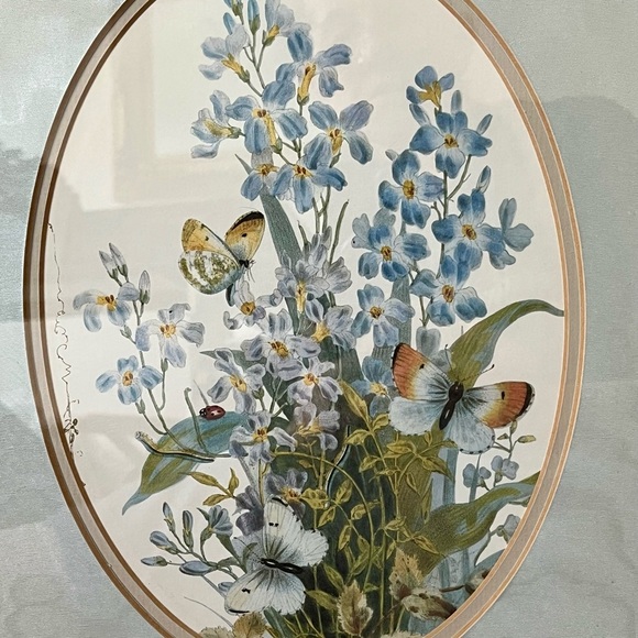 Gold Framed Floral Artwork - Picture 11 of 13